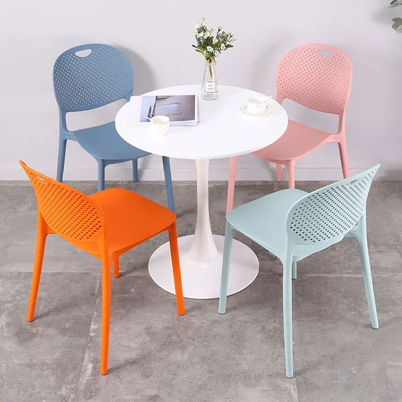 Stackable Hole Back Polypropylene Plastic Dining Chair Restaurant Pp Chair Outdoor Garden Balcony Chair