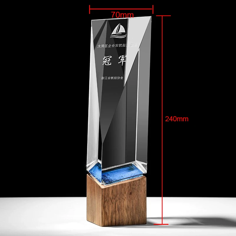 High Quality Wood Base Trophys Clear Crystal Glass Trophy Award With Laser Engraved Logo Letters Custom