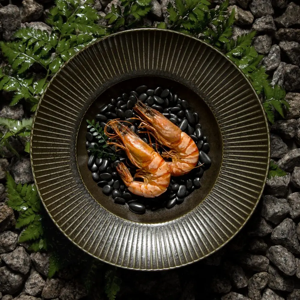 Restaurant Modern Reactive Black Glazed Porcelain Round Serving Plates Small Soup Cereal Bowl Ceramic Dinnerware Set