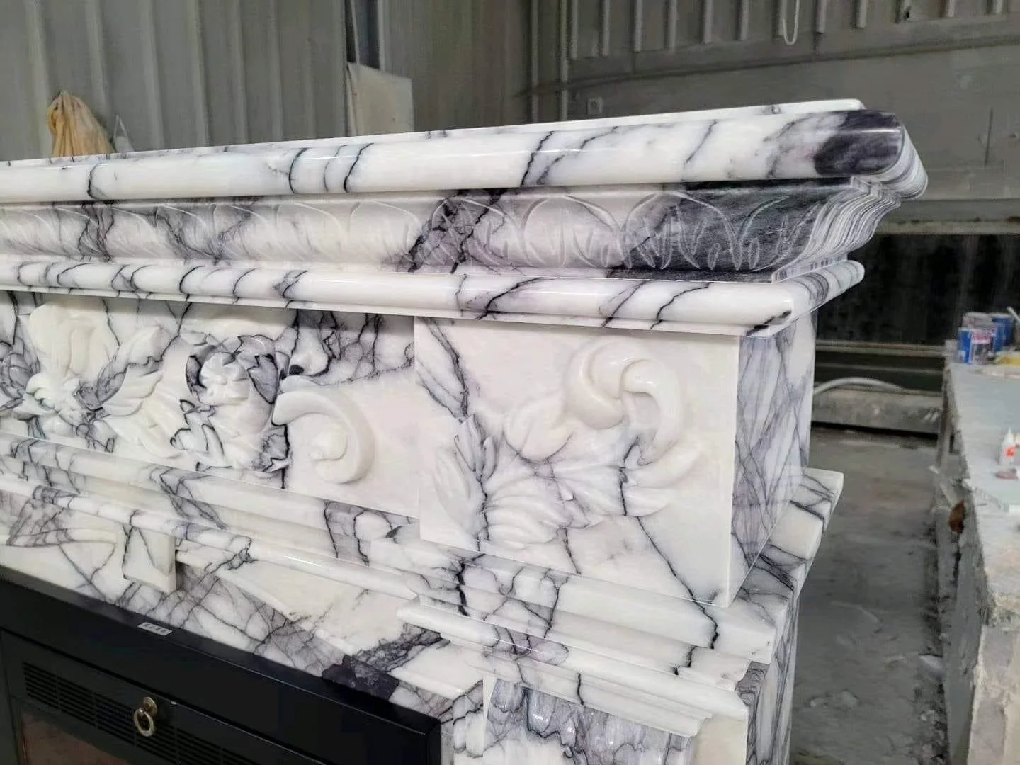 fireplace1.JPG