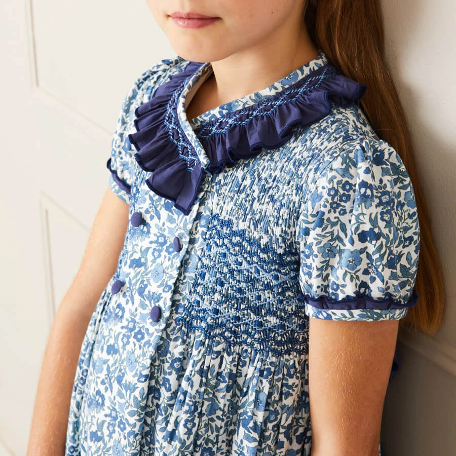 Custom Vintage Cotton Floral Print Spain Children Dresses 100% Cotton Baby Girl Casual Hand Smocked Dress
