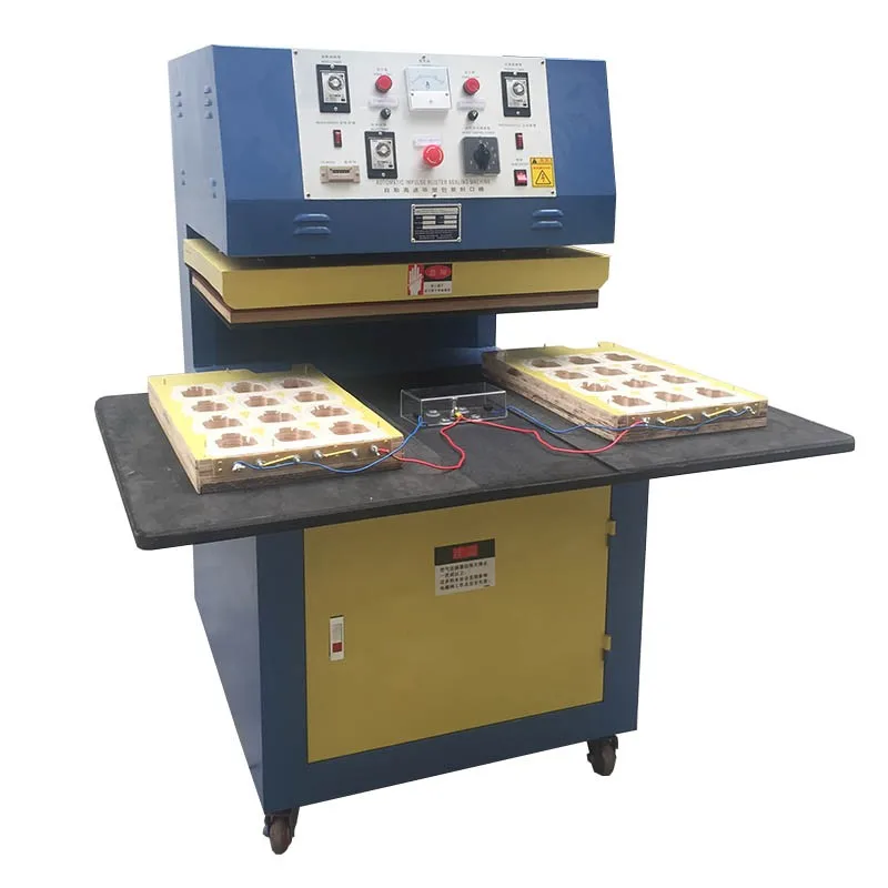 China made blister paper card hot pressure sealing packing machine for battery