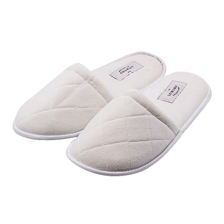 UG Wholesale Custom Luxury Hotel Indoor Disposable Slippers Comfortable Home Bedroom Slippers