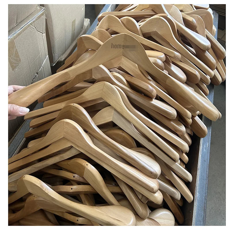 Custom logo luxury cloth solid wood hanger wooden wide shoulder hanger shirt suit coat wood clothes hangers for garment display