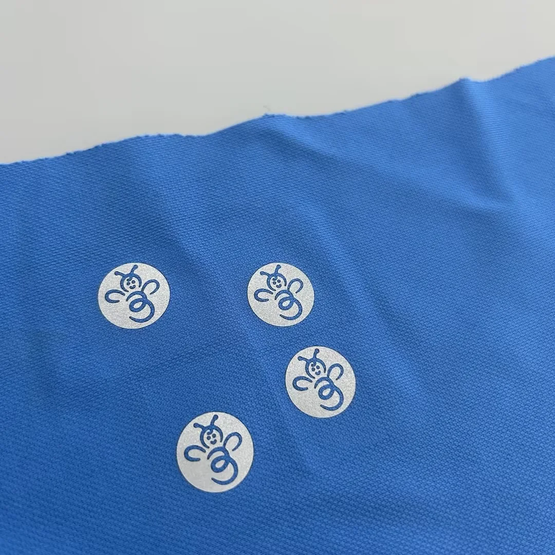 Custom reflective siver bee design Heat Transfer 3d Silicone Logo Heat Transfer Vinyl heat Transfer Stickers For Clothes