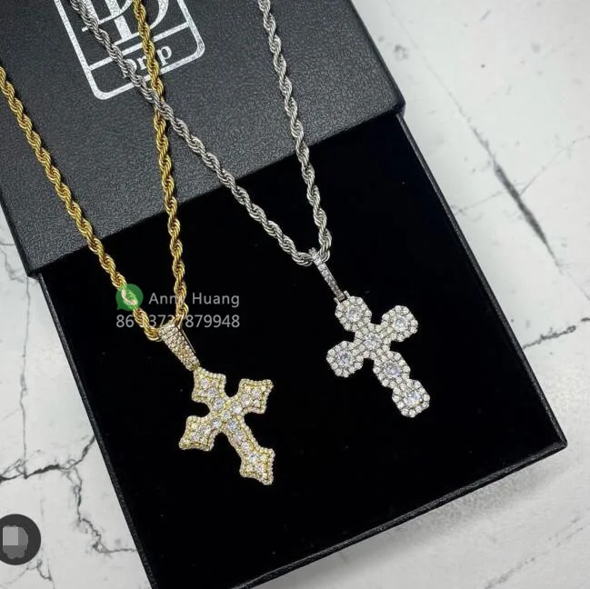 Luxury fashion jewelry custom vvs moissanite cross pendant 925 silver iced out trending diamond cross pendant necklace men