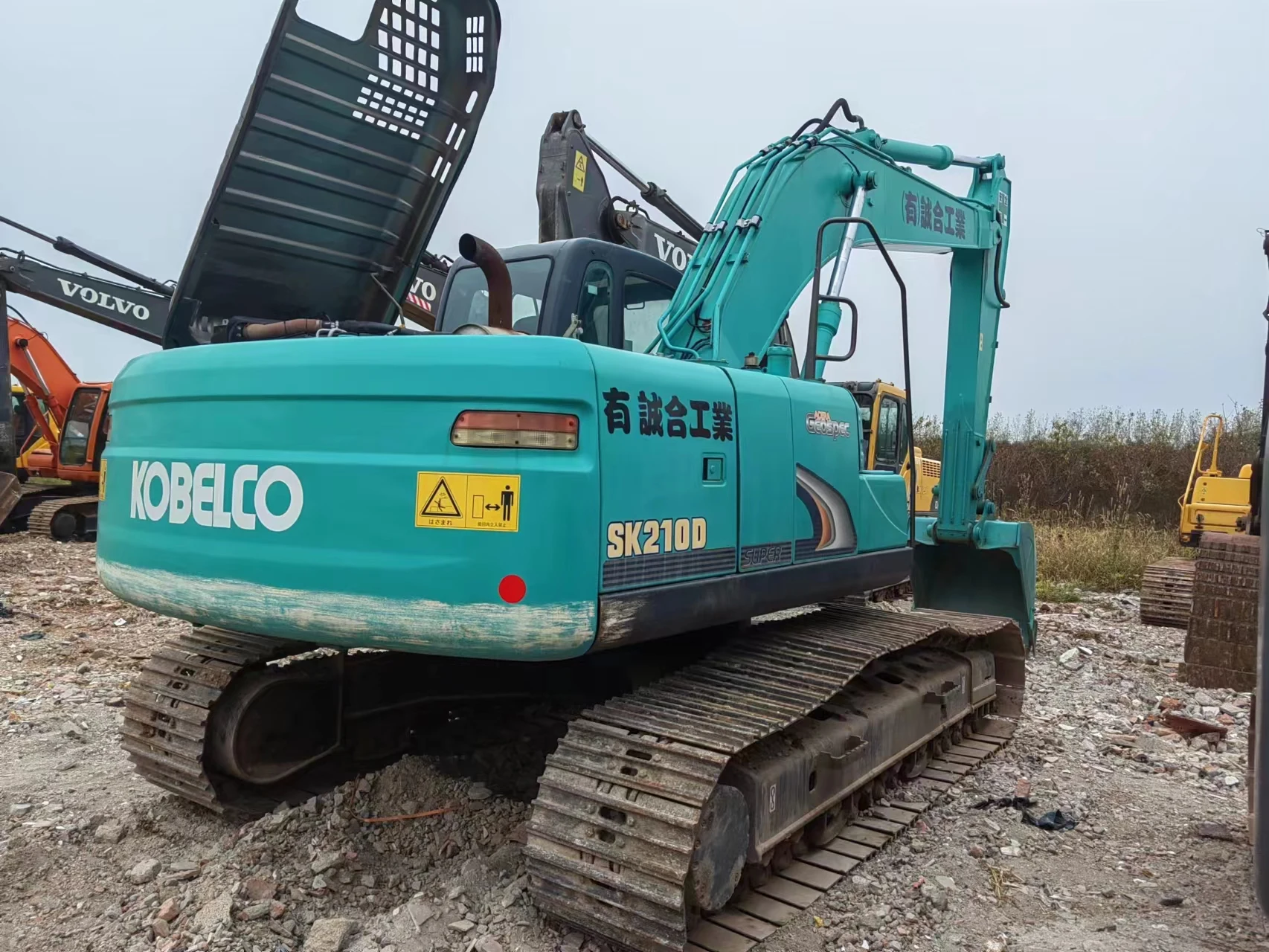 2018 used excavator Kobelco SK210 high efficiency reliable construction equipment SK210LC-8 crawler excavator for sale in China