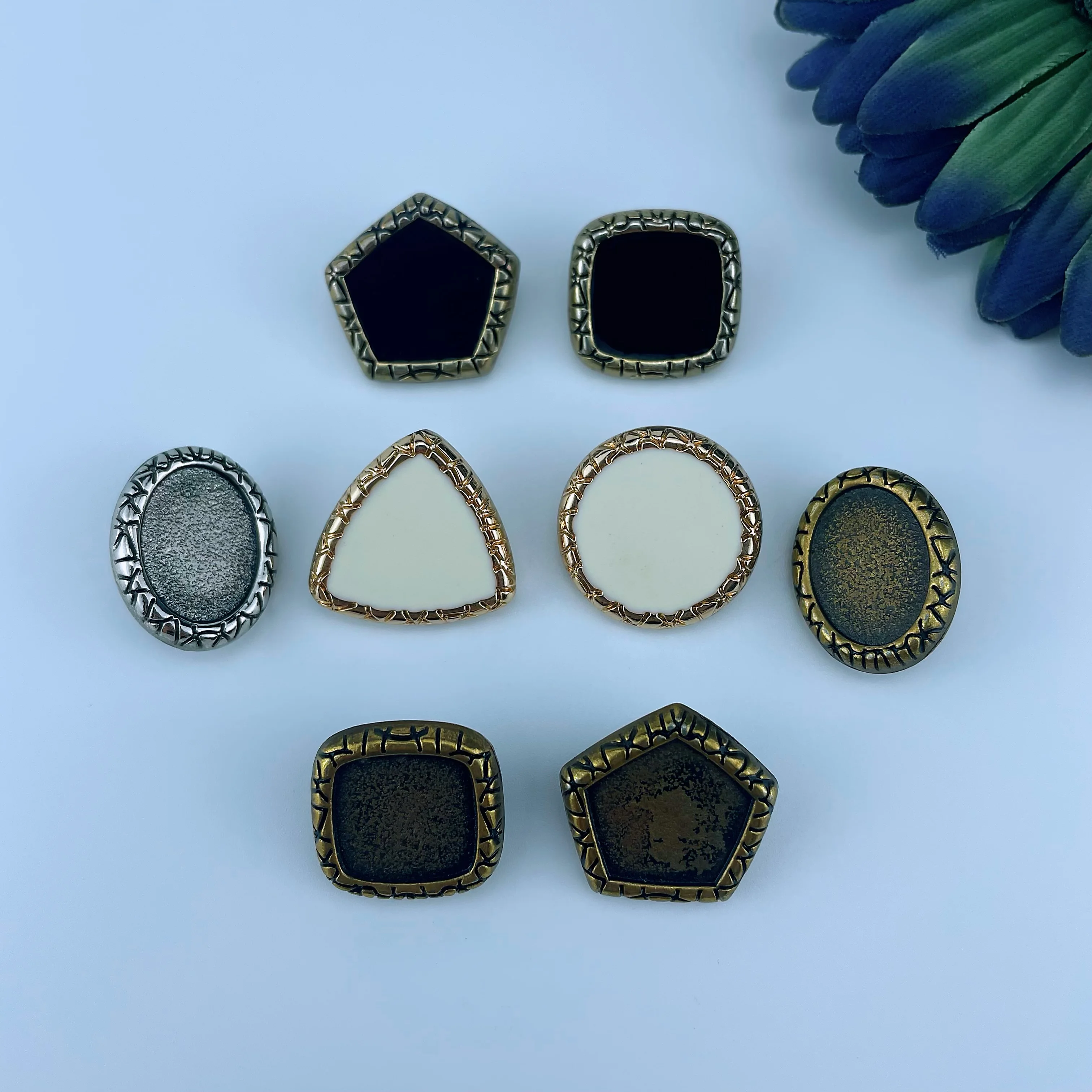 Wholesale High Quality Customized Metal alloy brass sewing fancy Shirt Suit Buttons for dress garments