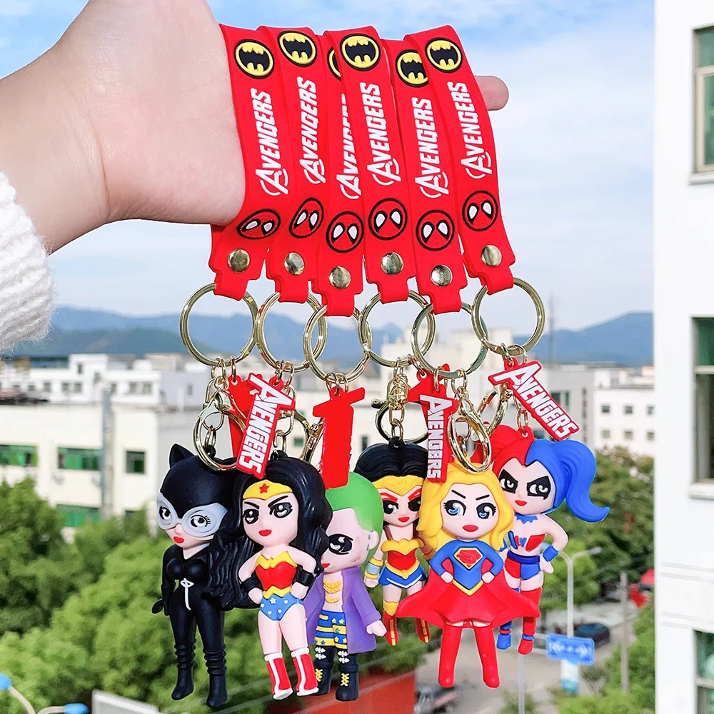 Wholesale hot selling 3D model PVC keychain cartoon suicide squad keychain superhero series keychain