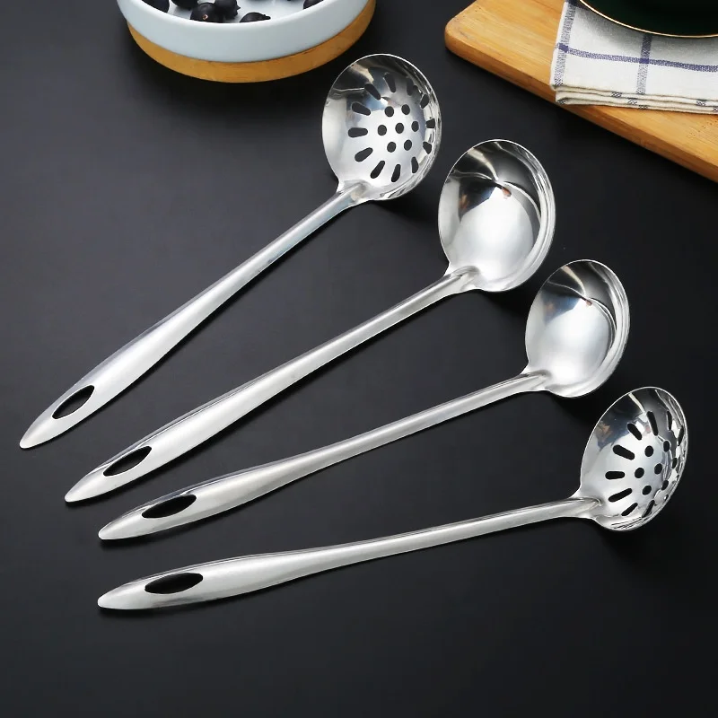 hot sell Kitchen cookware set 201 stainless steel long handle soup ladle good quality Food Oil Strainer colander