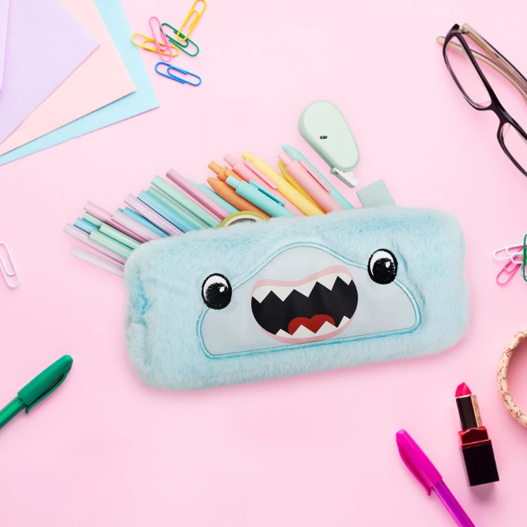 Hot Selling Custom Design Large Capacity Pouch Soft Plush Kawaii Shark Pattern School Pencil Case