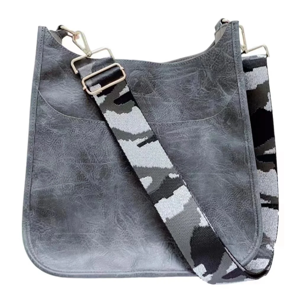 Low MOQ Custom Inclined Shoulder Bag Ladies Vegan Leather Handbags Women Messenger Bags With Guitar Strap Wholesale