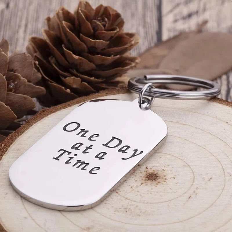 Encouragement Gifts Keychains for Men Women Inspirational Gifts for Him Her Birthday Religious Jewelry Keyring Serenity Prayer