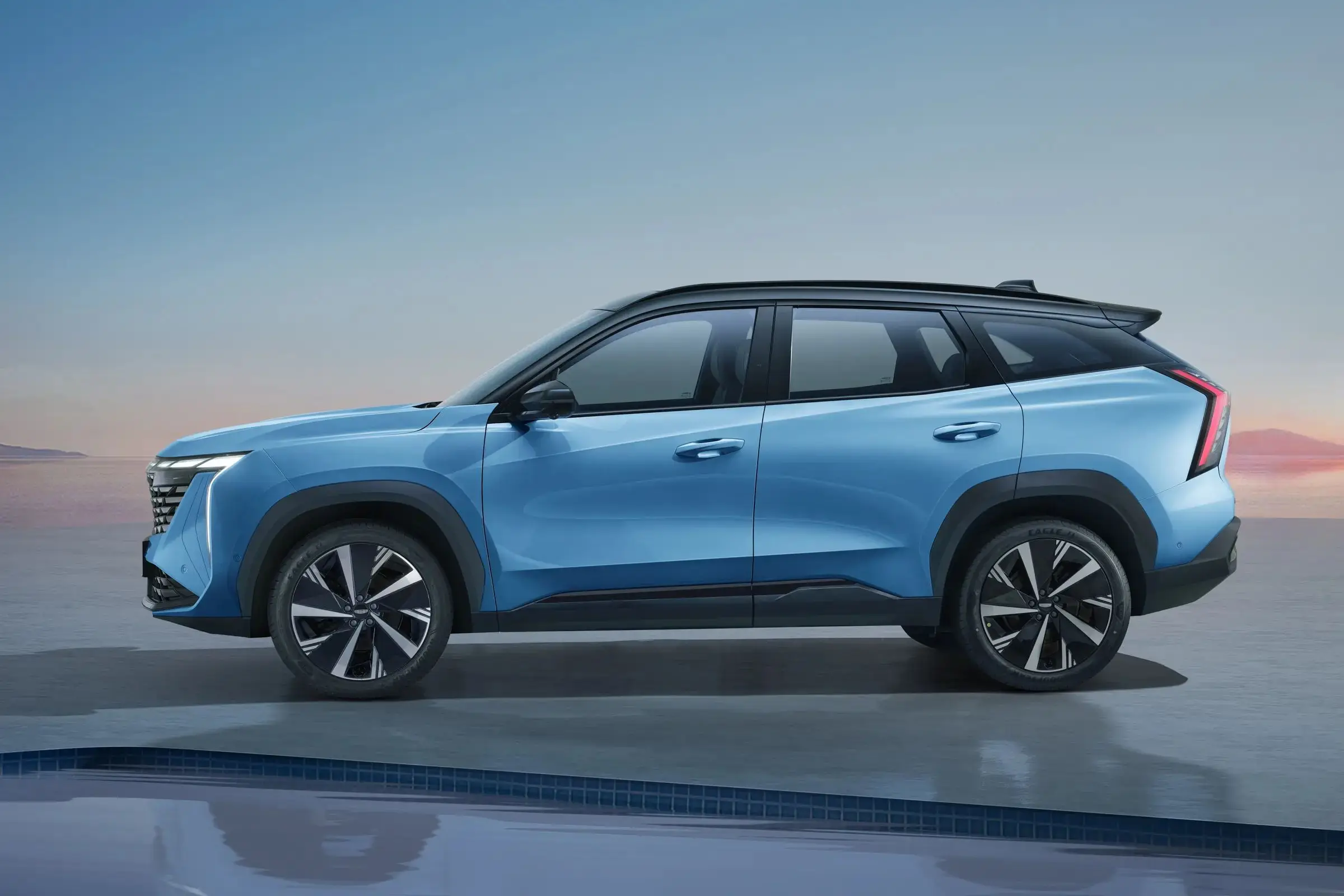 2024 New Model Geely Boyue L Chinese Petrol SUV Gasoline Pump Sedan Car for Adults with Left Steering