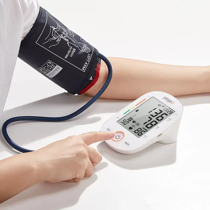 Factory price portable household medical device auto upper arm type bp machine sphygmomanometer digital blood pressure monitor