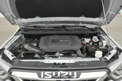 Isuzu Explorer T30 Pick Up Truck 5 Seater Automatic 4x4 Truck For 4wd Diesel 3.0T Double Cabin Pickup