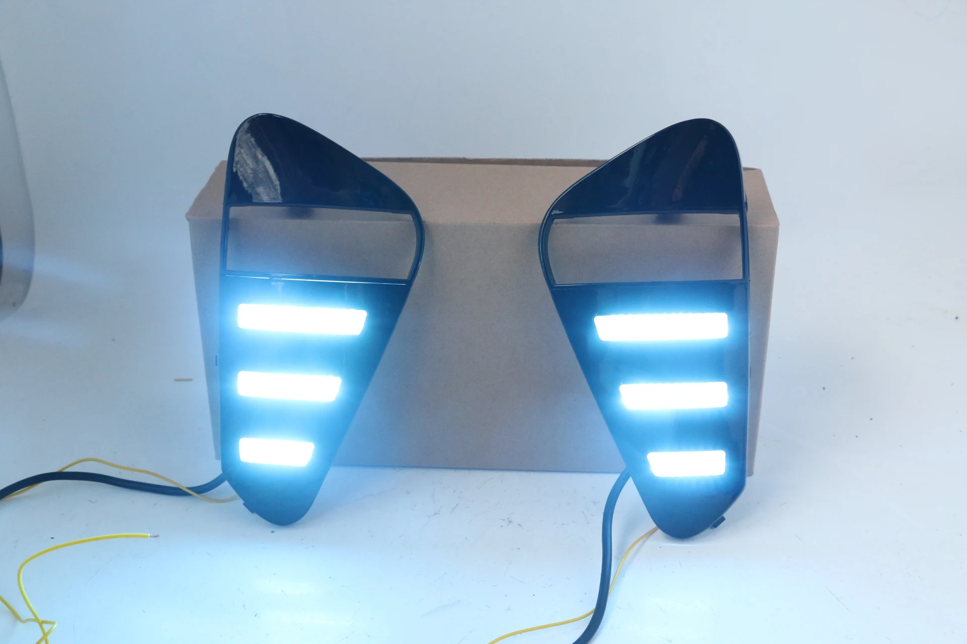 Front bar light for Geely Proton X50 2018-2020 Foglamp for Geely Proton X50 Daytime running light for Proton X50 2018-2020 drl