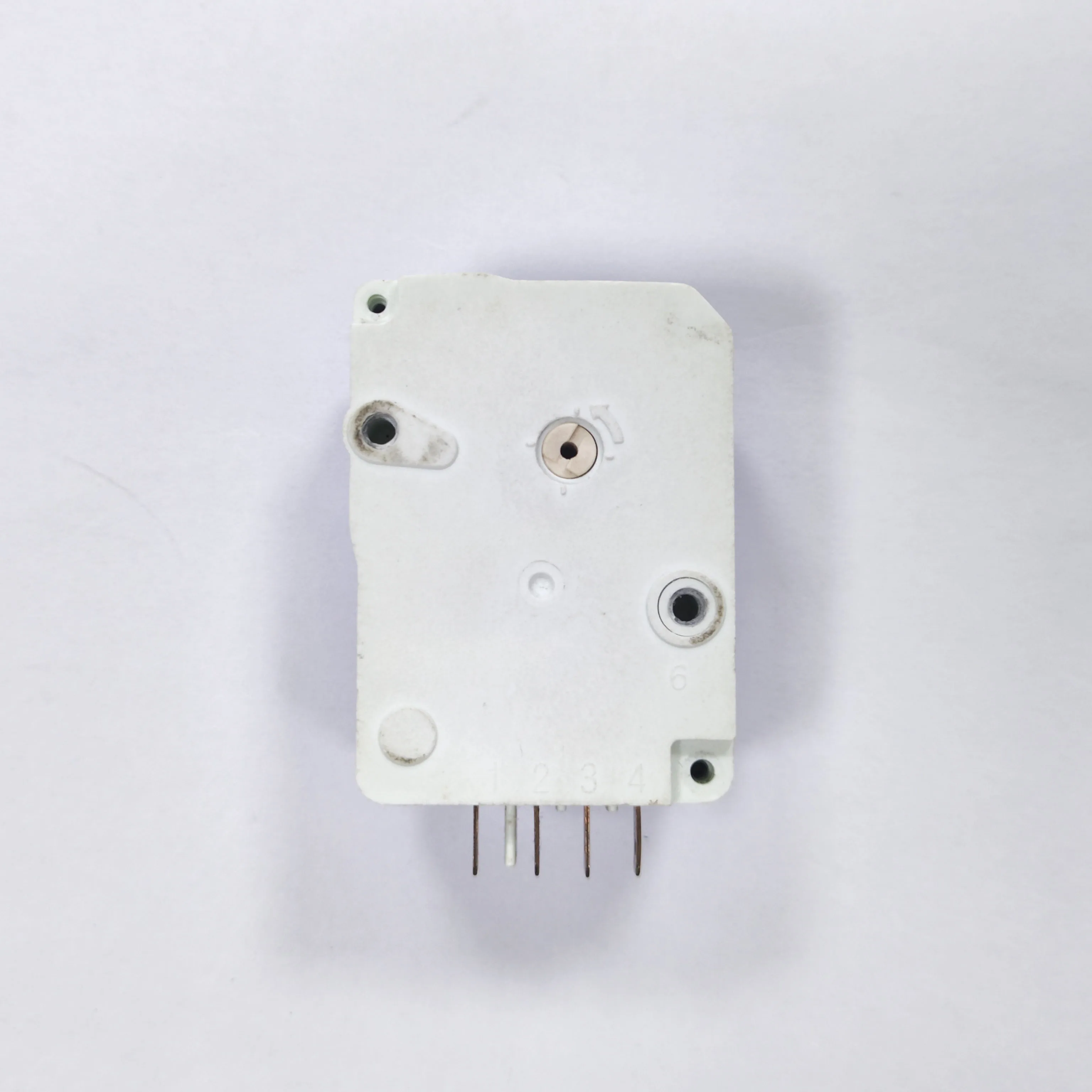 OEM ODM Custom High Precision Electric Defrosting Timer for Household Hotels Refrigerator and Freezer Fridge Accessories