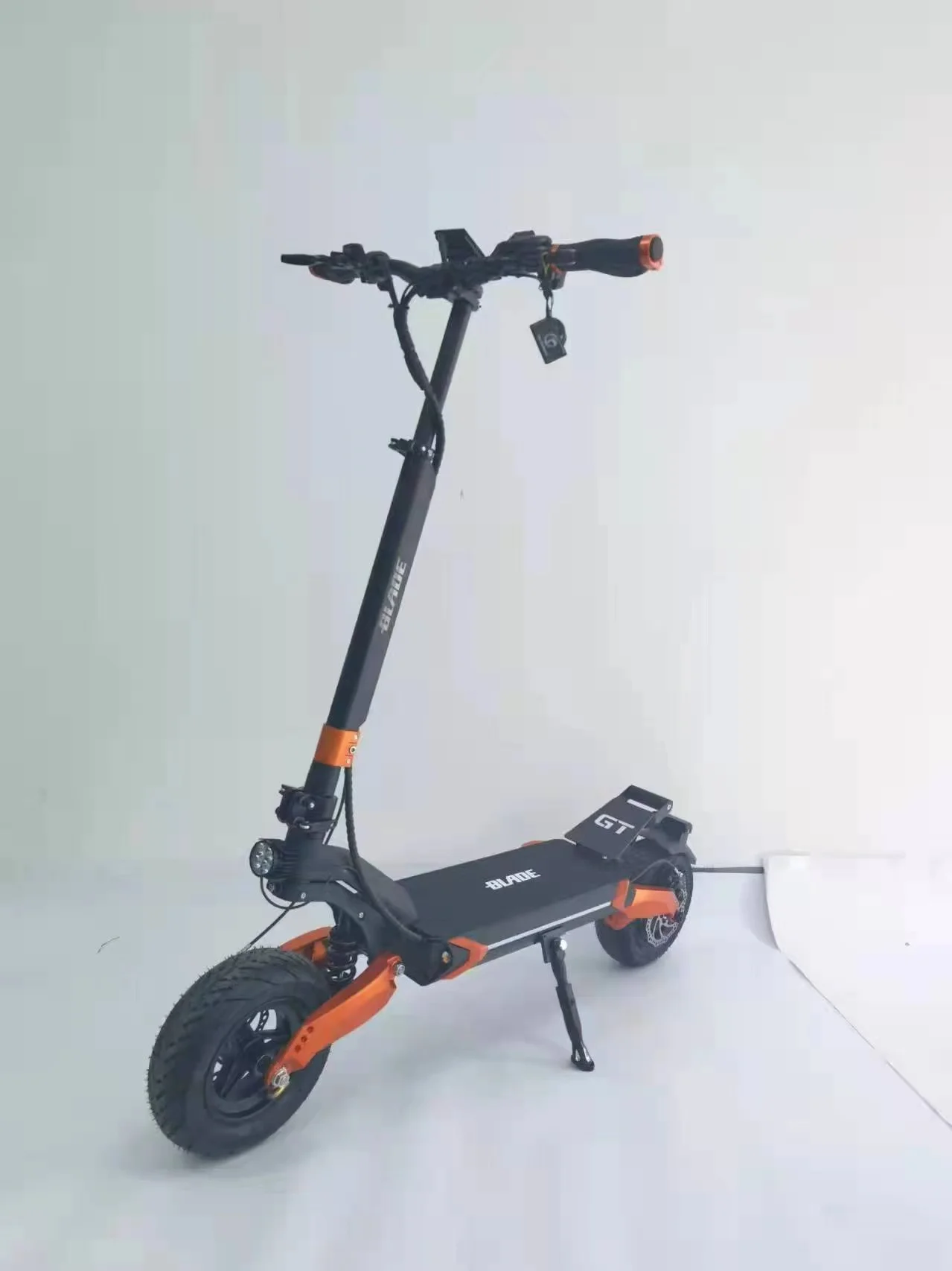 Top sell scooter blade GT+ with 3.5 inch TFT screen and adjustable hydraulic suspension 3000w dual motor electric