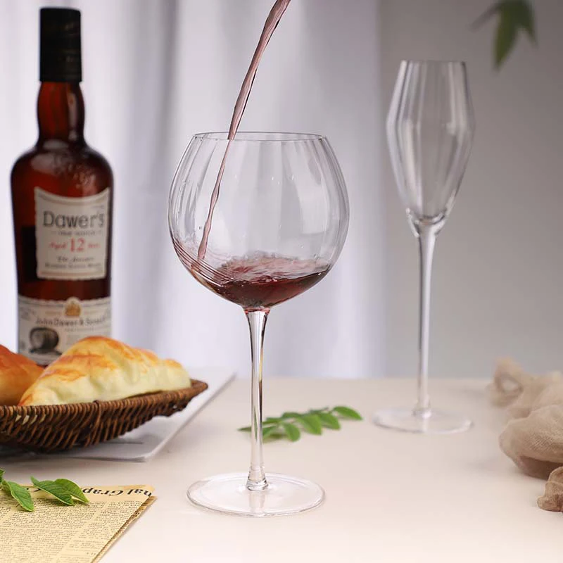 Wholesale Customized Champagne Glasses With Crystal Stem Vertical Stripe Goblet Red Wine Glass For Wedding