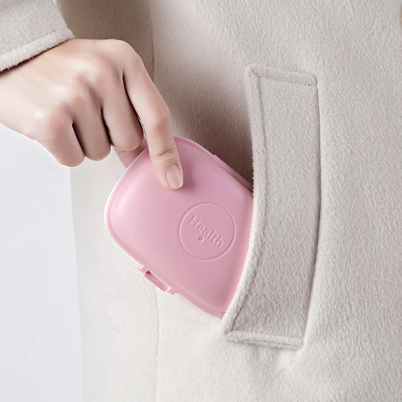 
Family standing Classified medicine storage box Plastic mini Pill case Week medicine box with lid Grid parts finishing box 