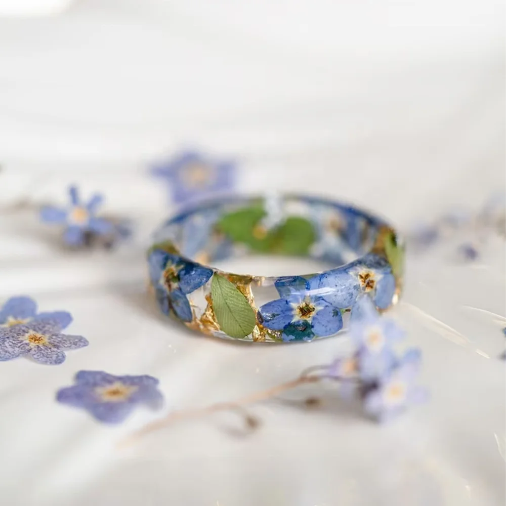 Most popular in 2023 unique nature simple and sparkling gold foil and silver foil blue floral resin ring