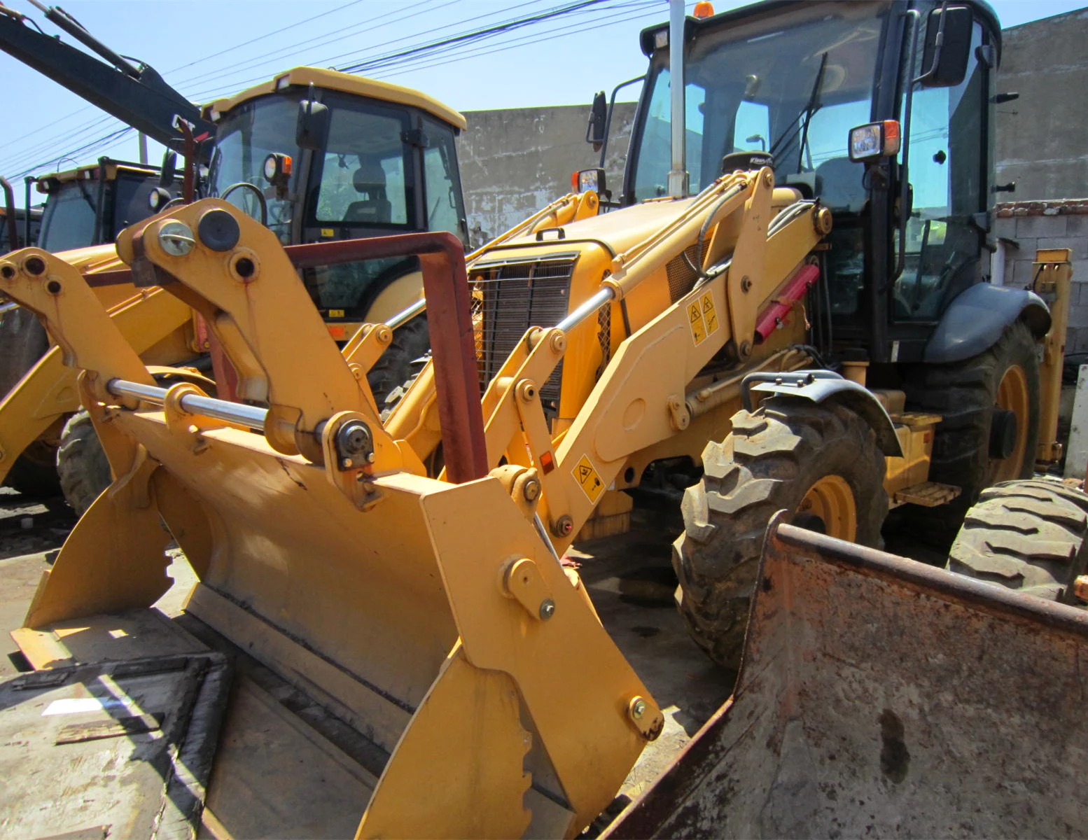 Low fuel consumption 4x4 Wheel Used JAB 3CX Backhoe Loader at Cheap Price Jcb 3CX 4CX 416E 420E 420F 426C 430F 580M 580L Loaders