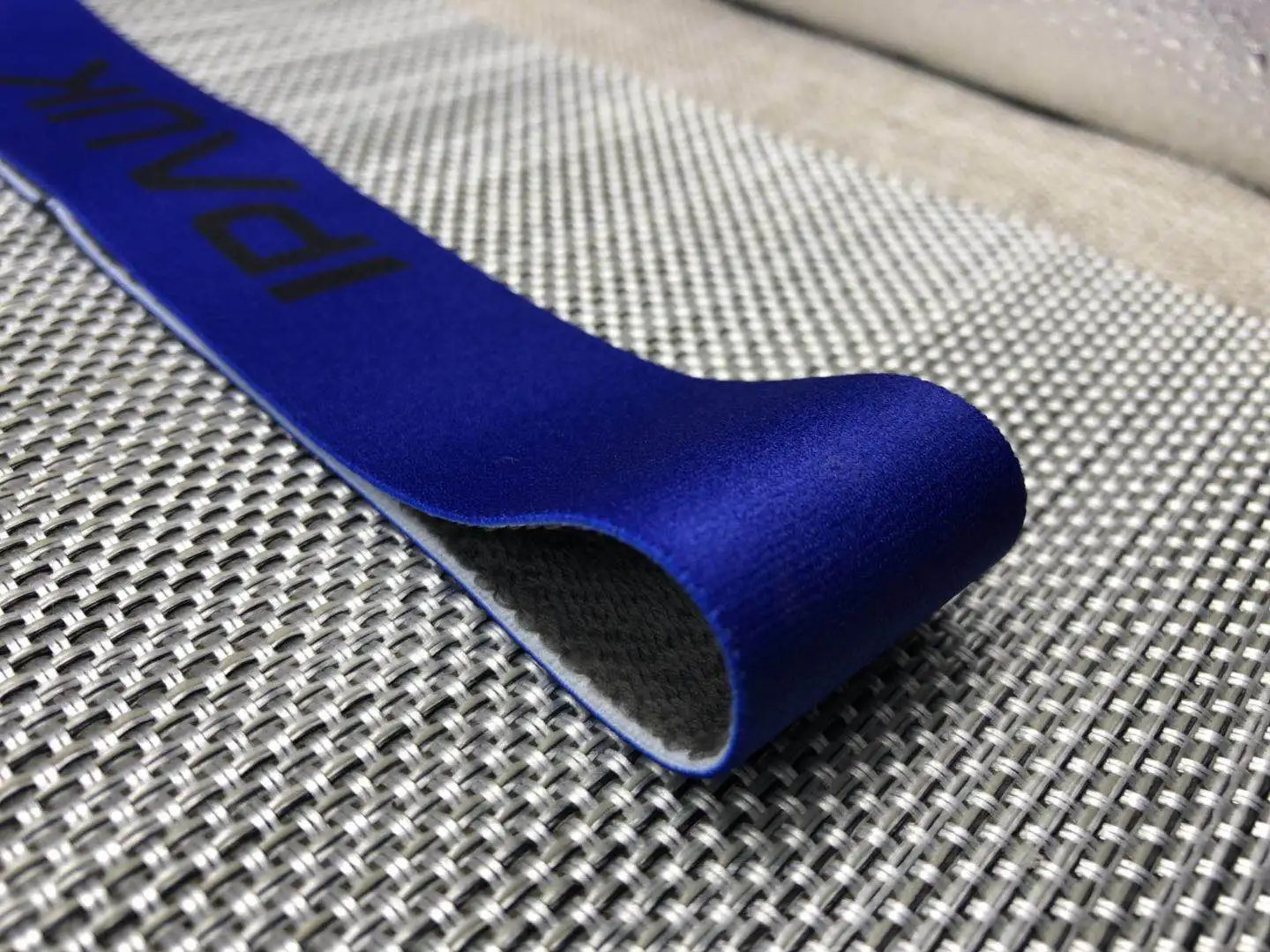 
Bamboo Carbon Fiber sweat absorbent headbands quick drying Sports Running Headband Sweatband custom hairband 