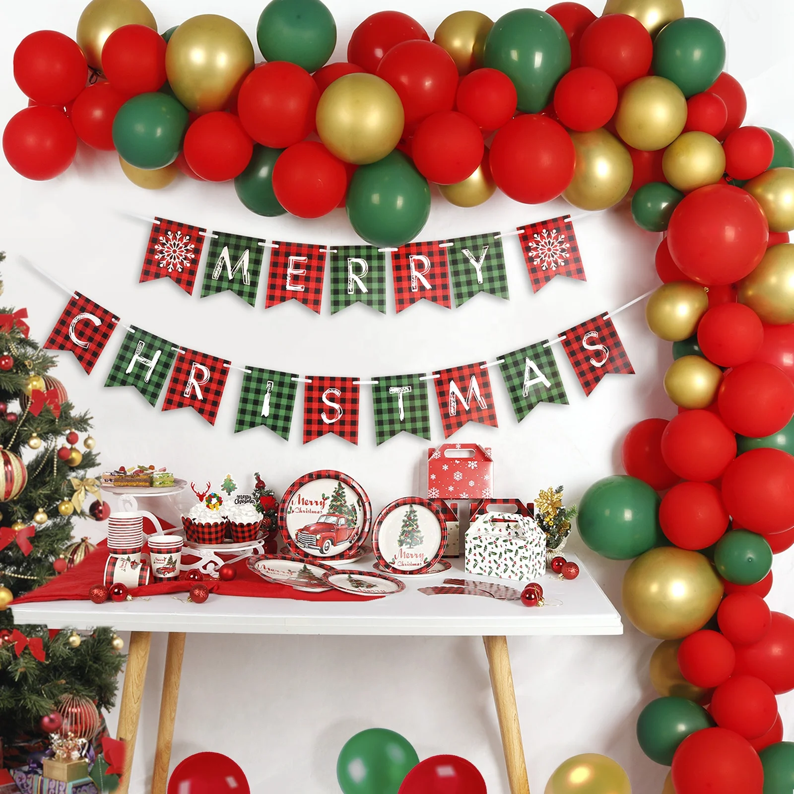 PAFU 12*15 MERRY CHRISTMAS Banner & Red and Green Christmas Balloon Chain Christmas Party supplies