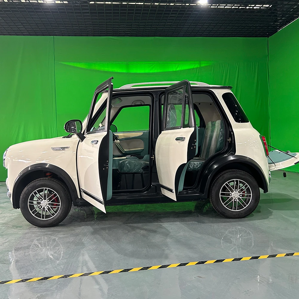 Cheap Auto EV Mini Mobility Enclosed Adult Electric Scooter 4 Wheel Electric Car  Mini Car Electric