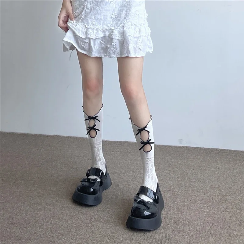 Japanese College Style Bow Knot Floral Pattern Medium Length Socks 2