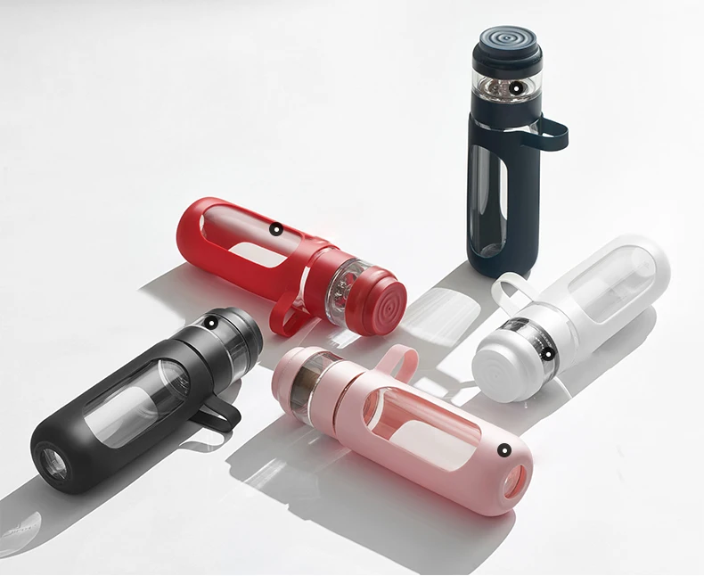 DH Manufacturer Travel Tumbler with Elegant Glass Cup and Silicone Sleeve Handle Vacuum Tea Infuser Cup for Tea Lovers Camping