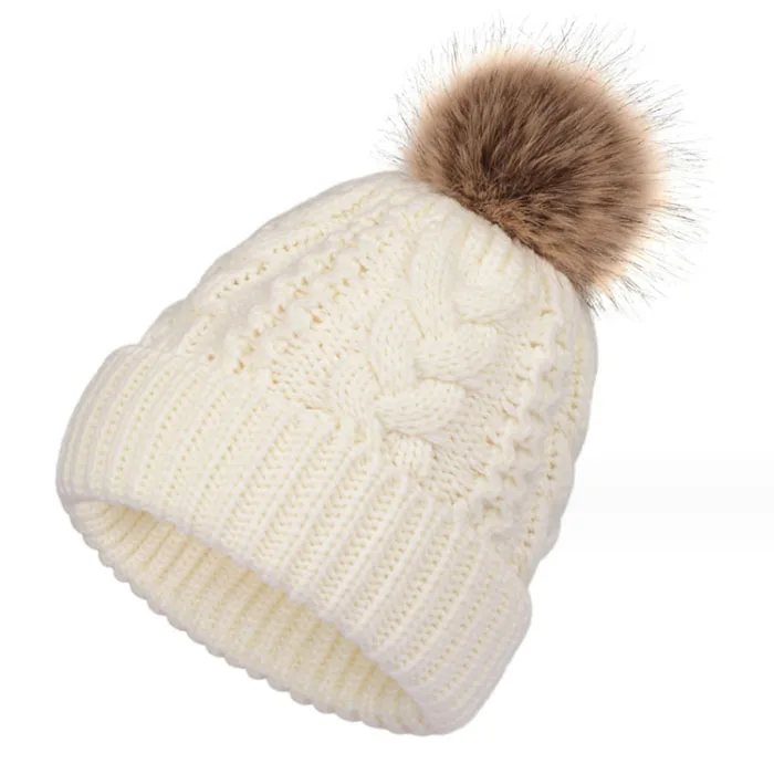 pom beanie 3.jpg