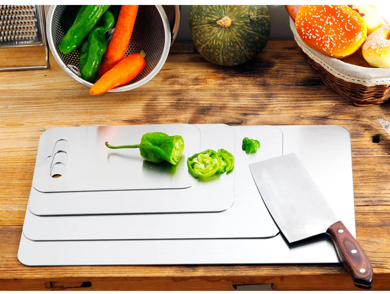 Titanium or Stainless Steel Metal Household Vegetable Fruit Chopping Board Meat Cutting Board For Kitchen ,Outdoor Camping