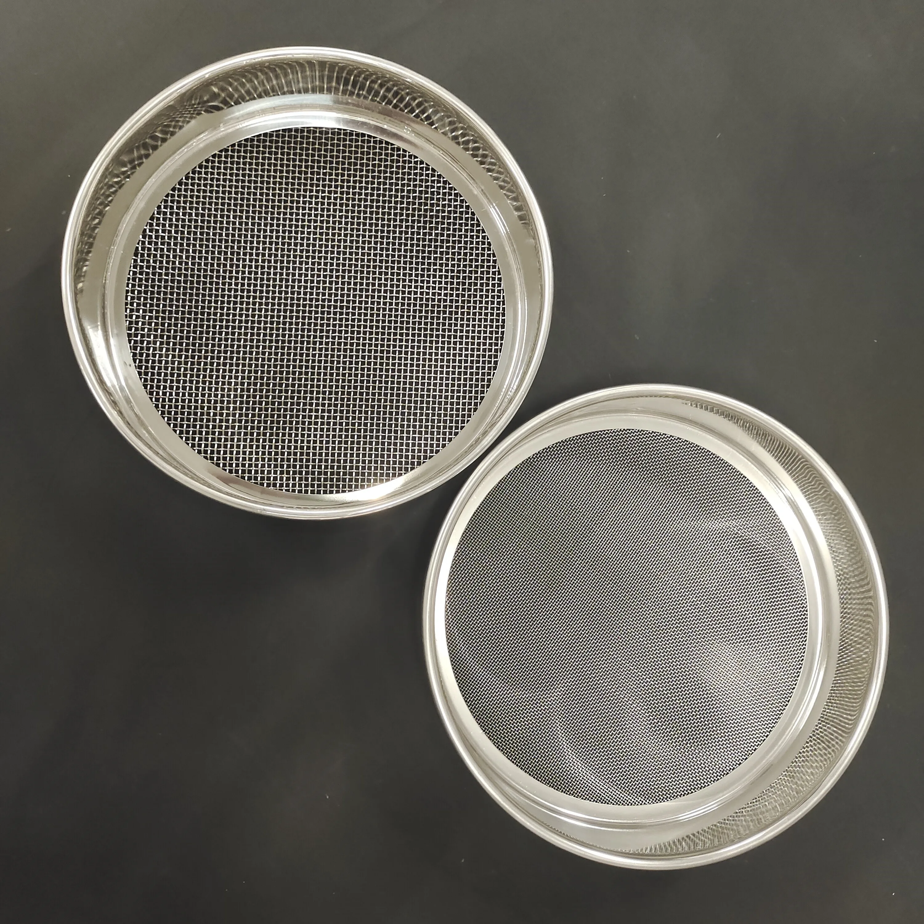 Manufacturers custom 304 stainless steel food grade kitchen flour sieve for baking fine screening