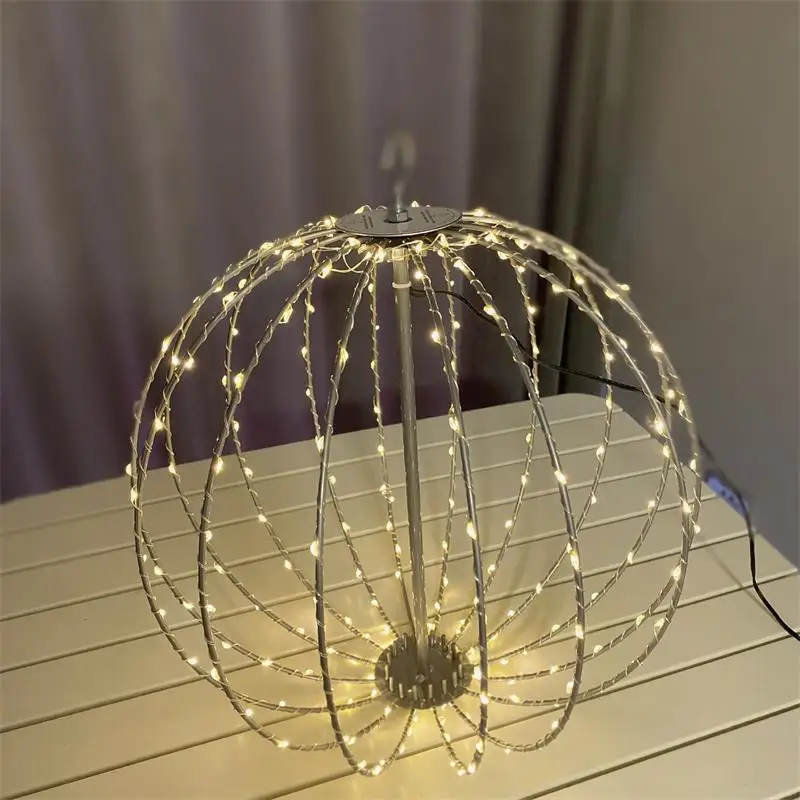 High Quality  3 d Christmas Ball Sphere Motif Ball Lights For Outdoor event hanging Tree Decoration