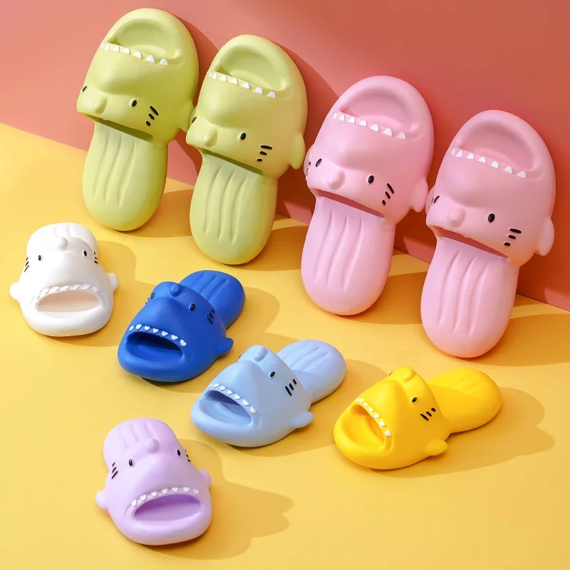 Creative Kids Shark Slippers For Boys And Girls EVA Flip Flops Slippers Footwear Flat Children Sandals