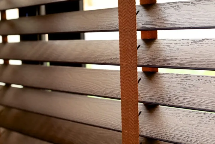 battery motorized exterior shutter venetian outdoor white pvc blinds ladderstrip mini foam wood blinds