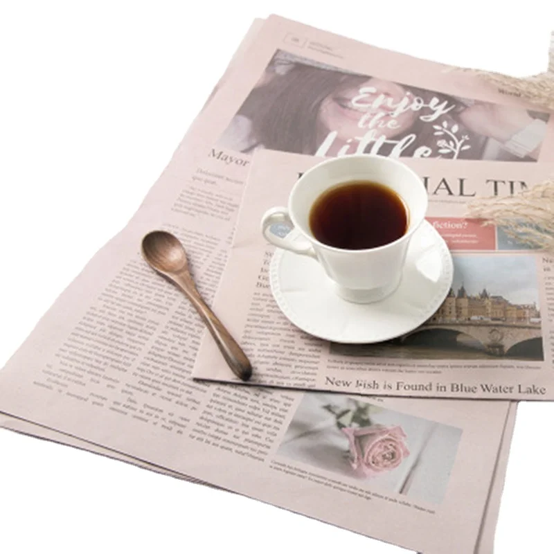 
Retro English newspaper photography props photo decoration decoration wild 