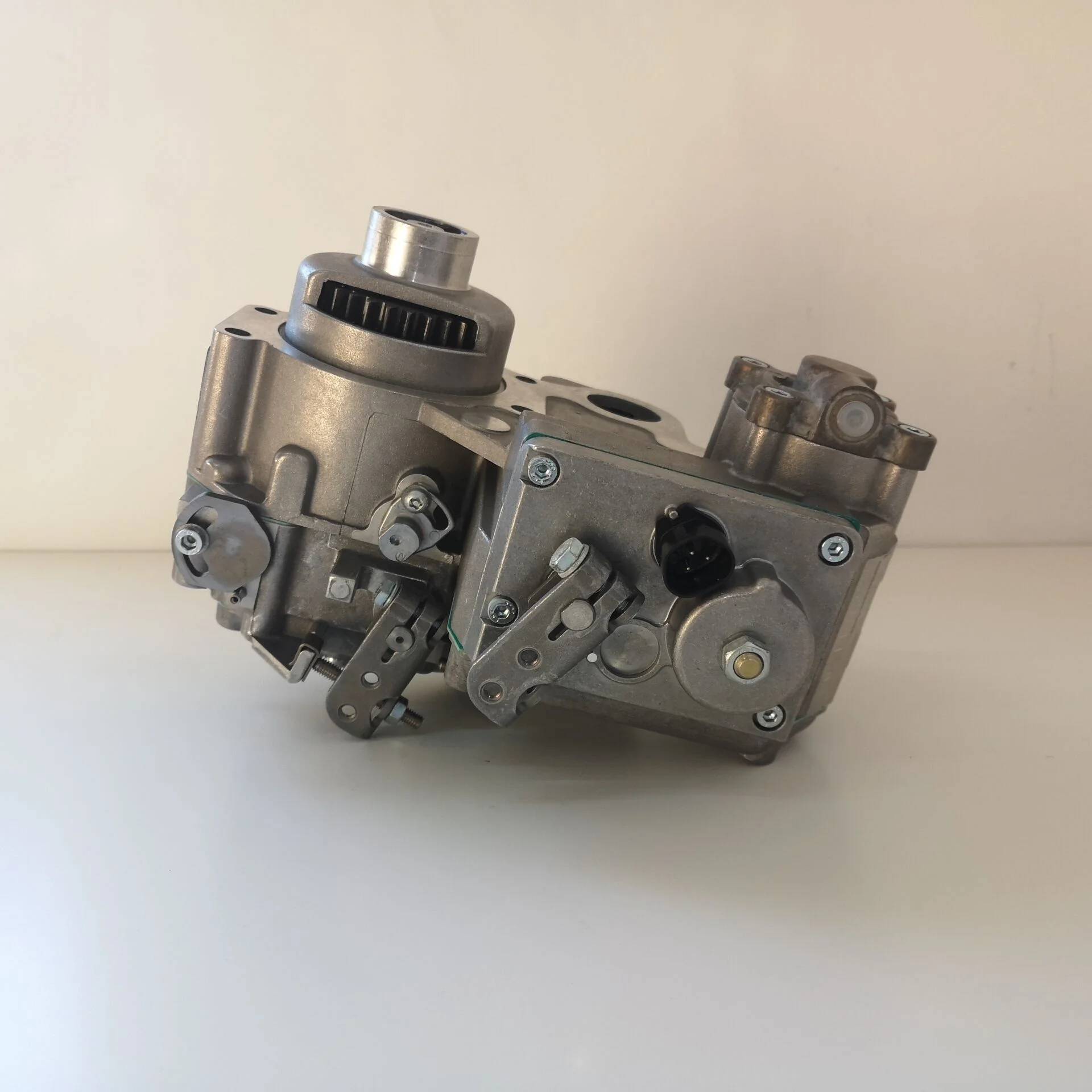 Controller 02111327 for deutz BFM2012C engine parts 02111257