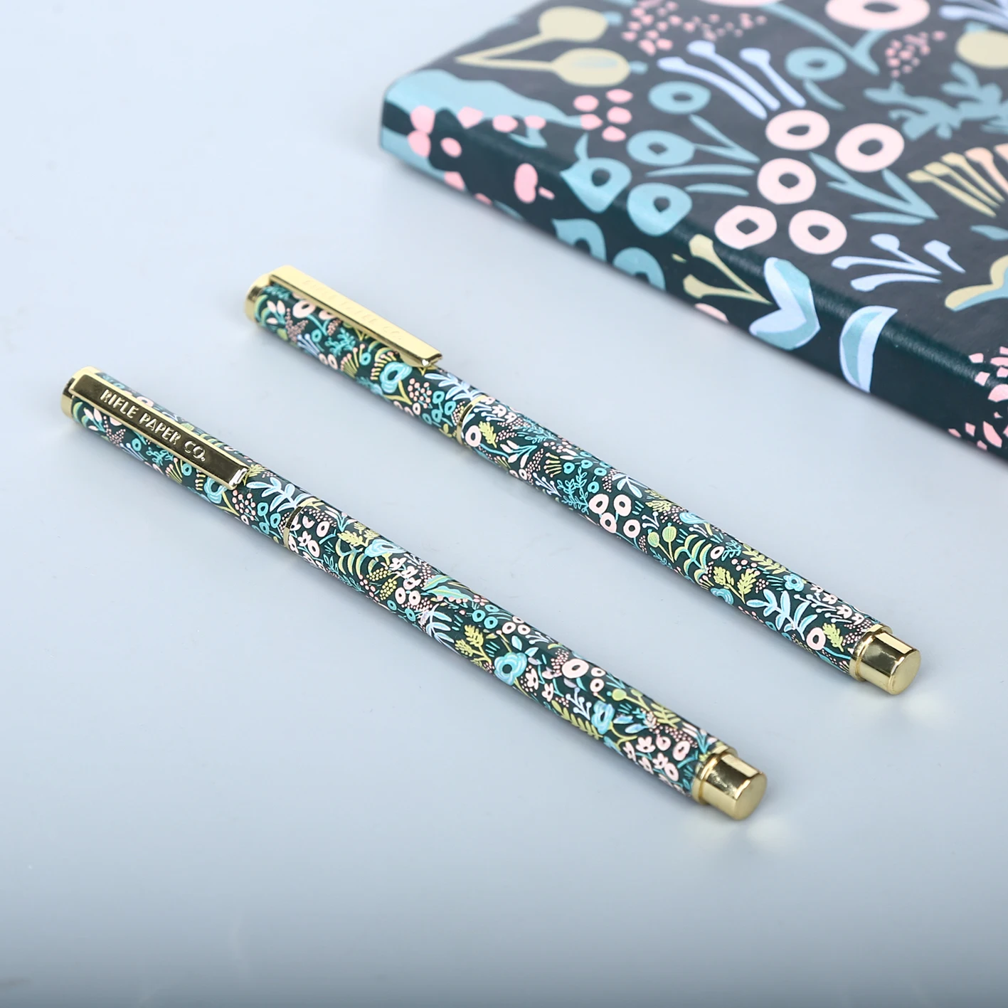 TTX Morandi Color Contrast Hot Selling Metal Custom Logo Advertising Kawaii Promotional Gift Ball Point Pen