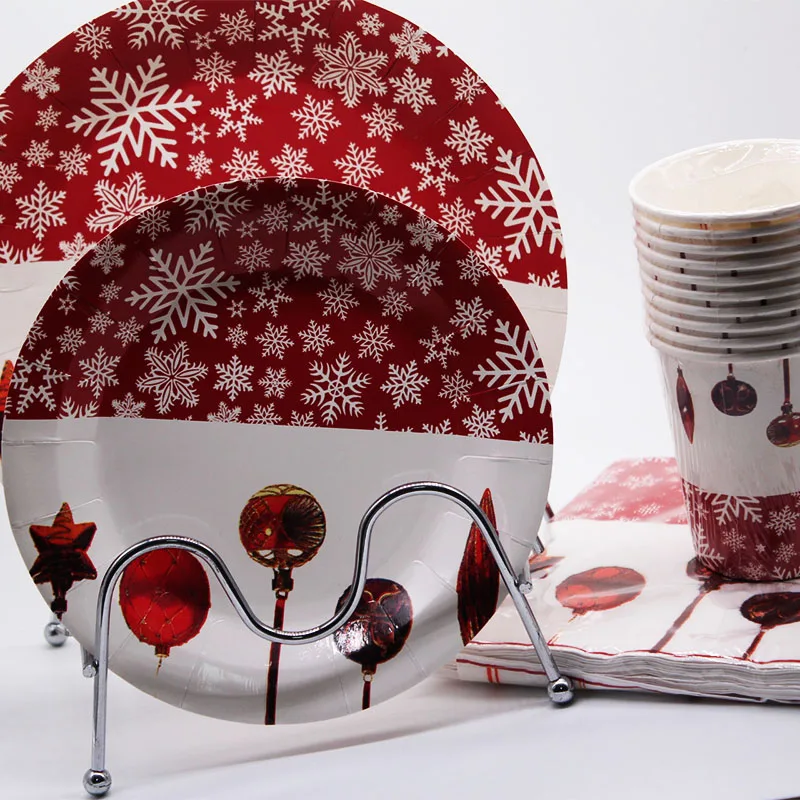 Wholesale Disposable Paper Tableware Sets Christmas Decoration Party Supplies of Paper Plate Cup Napkin Pack