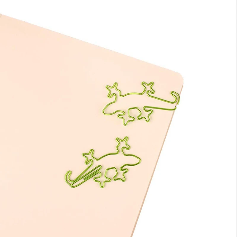 Creative Green Gecko shaped paper clip metal Bookmark