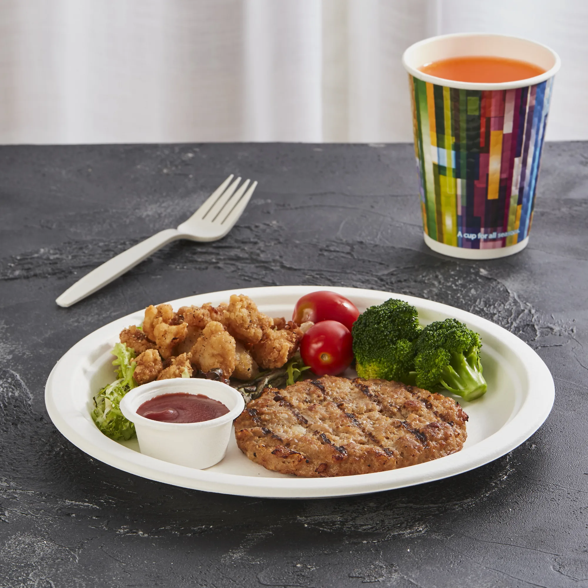 Green Disposable Sugarcane Tableware Compostable Biodegradable Heavy Duty To Go Plate 9Inch Bagasse Paper