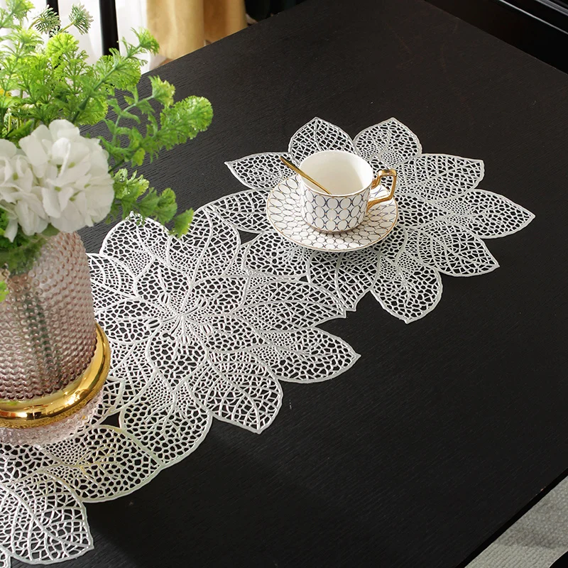 Light luxury bauhinia hollow table runner for decoration PVC Christmas gold table runner