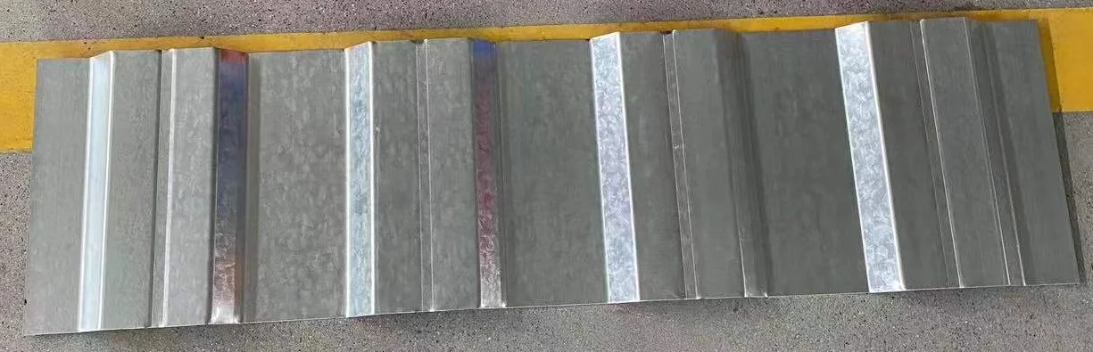 Factory car panel container truck side wall making machine carriage body panel car plate cold roll forming machine