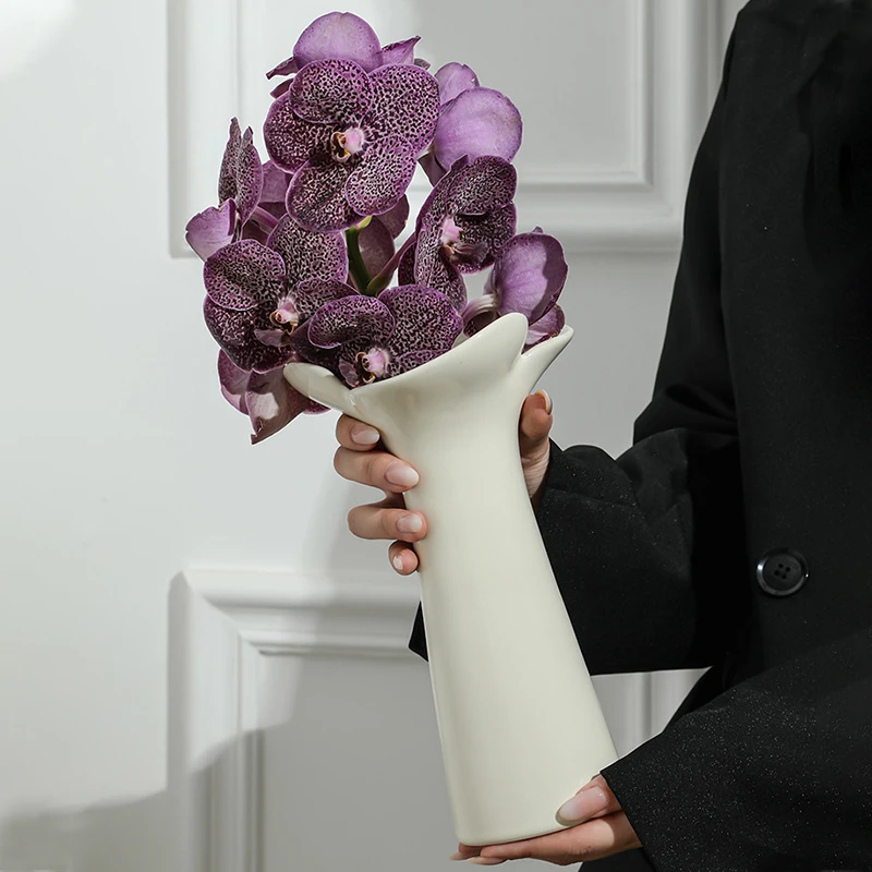 Home Interior Tableware Decor Home and Wedding Decoration Ikebana flower Italian Ceramic Bud Vase Black Wholesale