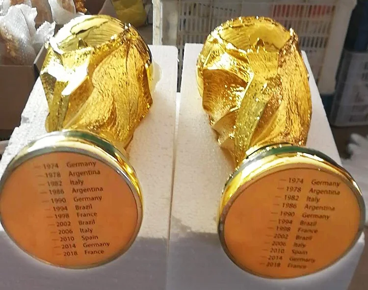 High quality custom metal soccer trophy award maker china