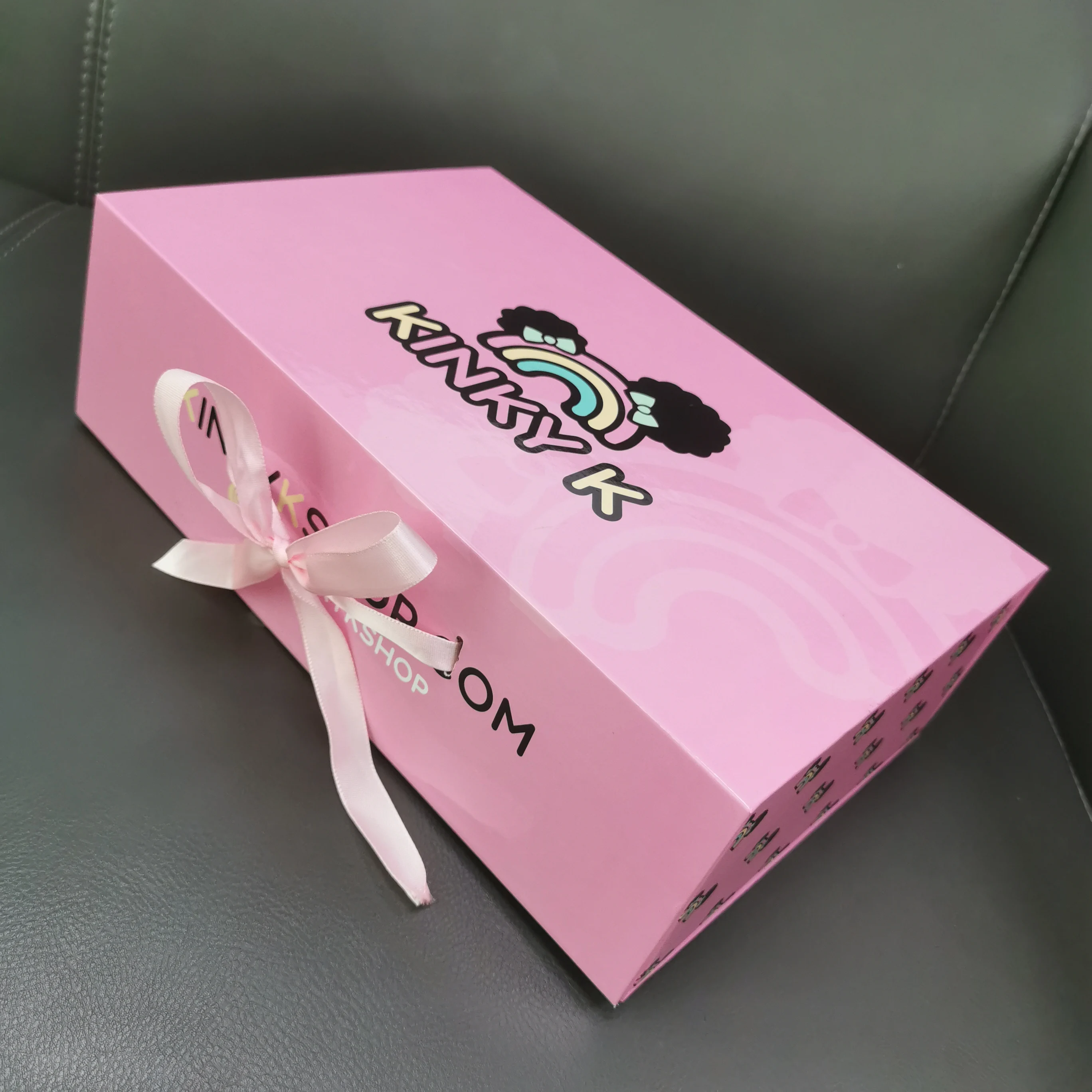 Magnetic Gift Box Wrapping Cardboard Gift Packaging Wig Hair Carton Premium Luxury Paper Box Customised Logo Ribbon Folding