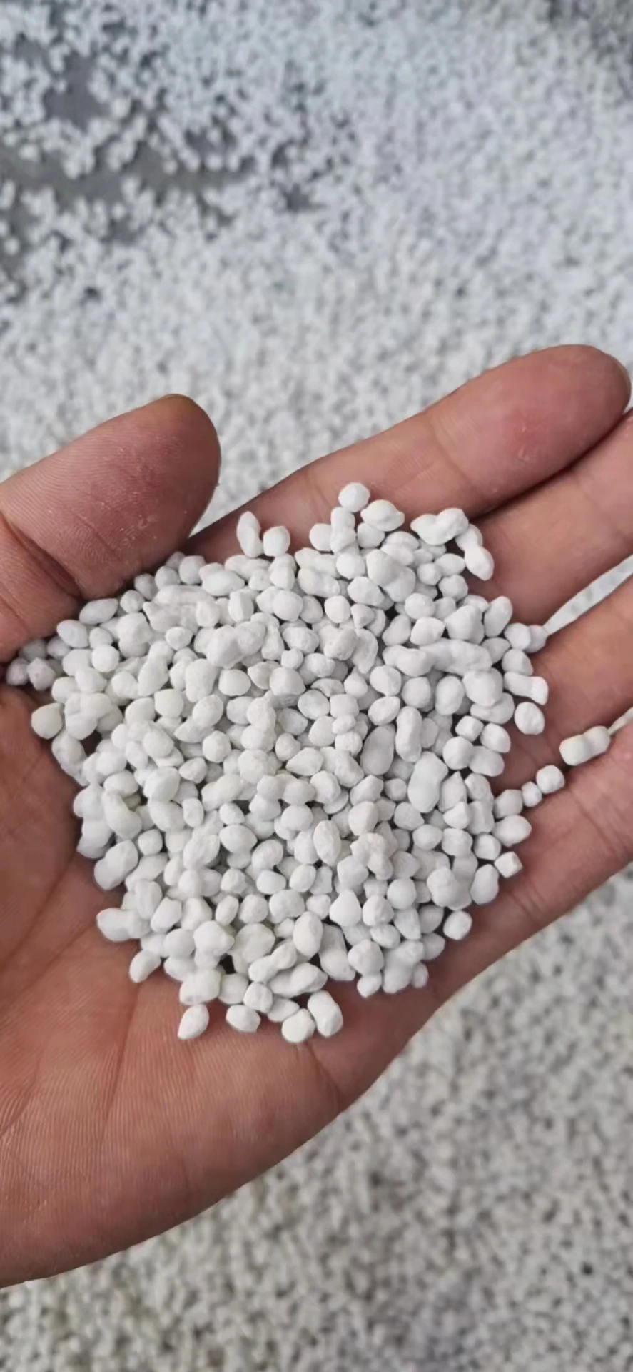 Nitrogen Fertilizer Ammonium Sulphate N20.5% White Granule Agricultural Fertilizer Manufacturer in China